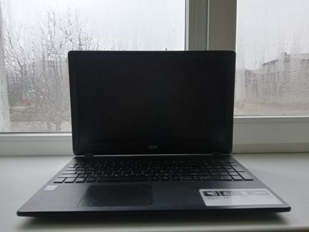 Ноутбук aser Aspire ES1-512