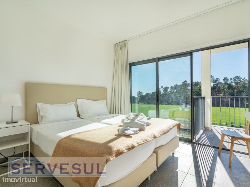 Apartamento Turístico,
Os Apartamentos, Modernos e Espaçosos, poss...
