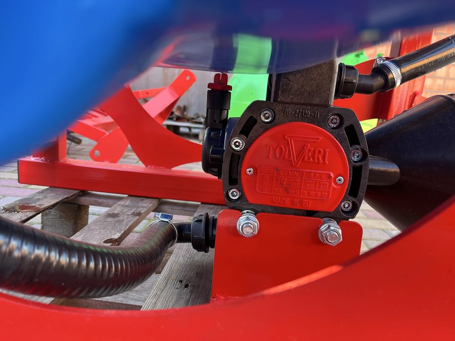 Оприскувач 600л 12м та 14м ОП200-1000л обприскувач мтз