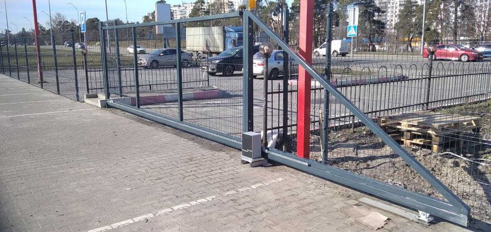 МОНТАЖ.Паркан метал з 3D сітки.Ворота відкатні і розпашні під замовл
