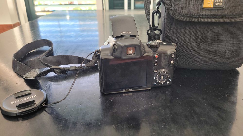 Máquina fotográfica digital Samsung