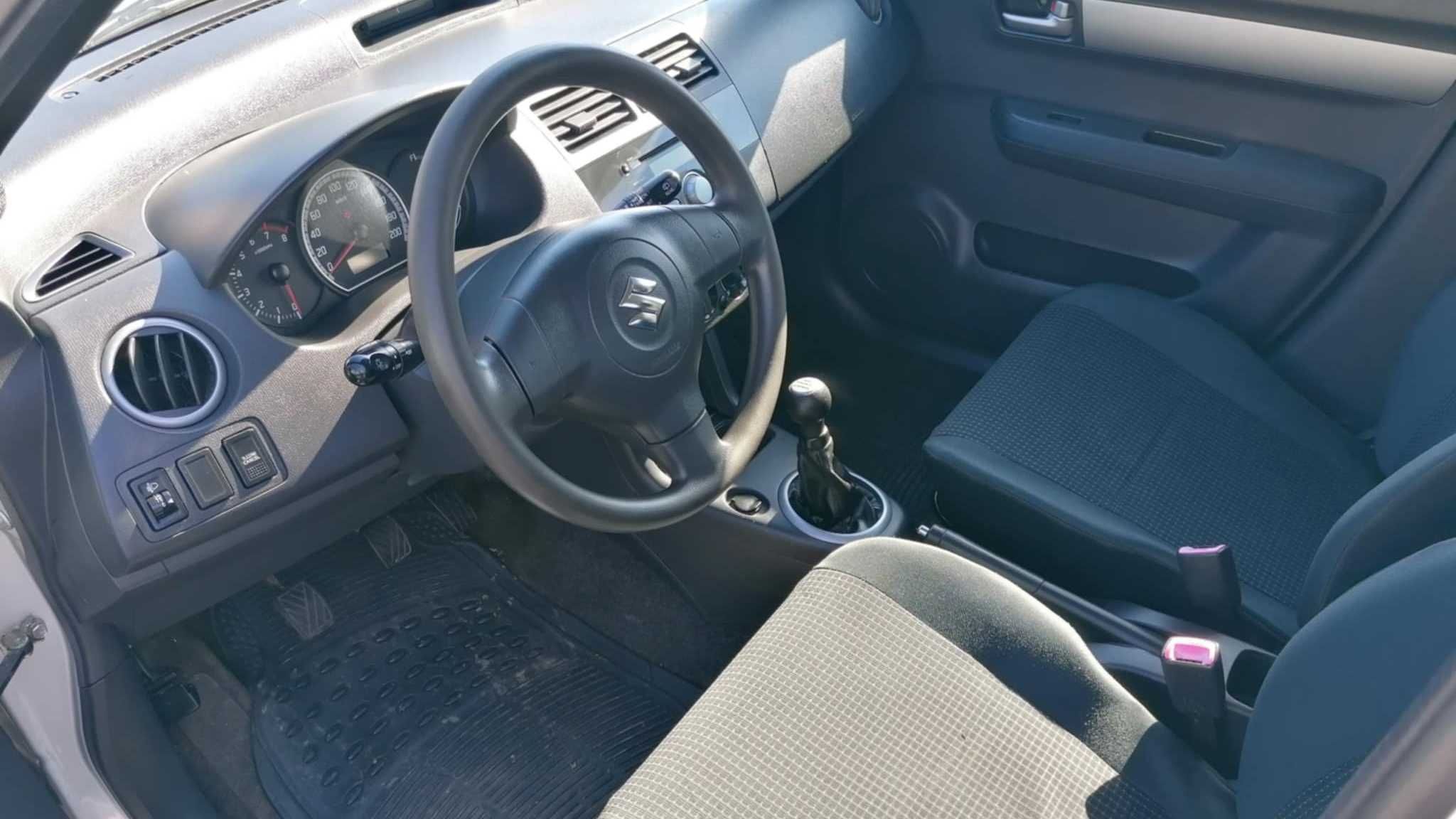 Suzuki Swift 2006/07 r , 1.3 b 92 km , Klima , z Niemiec Oplacony !