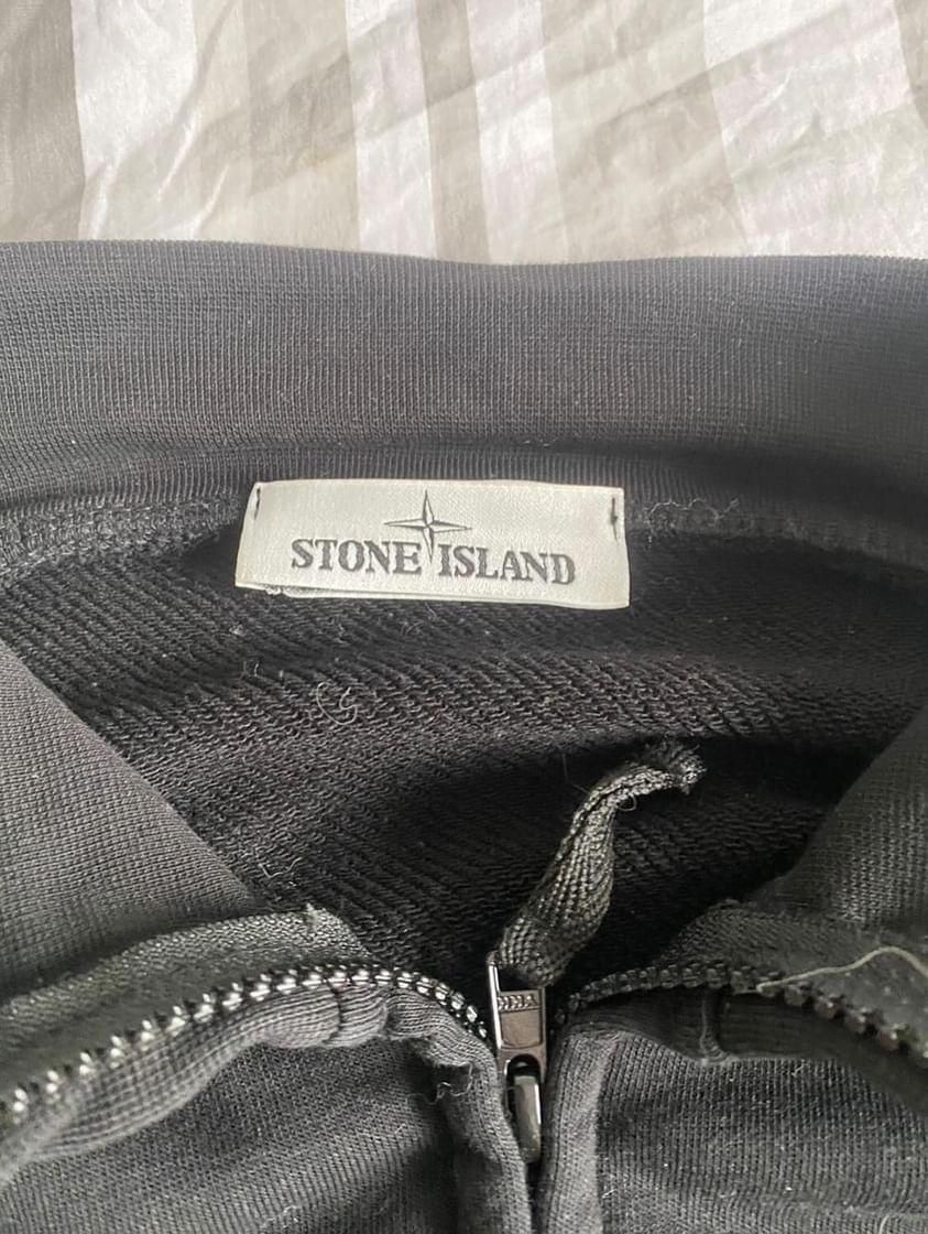 худи stone island