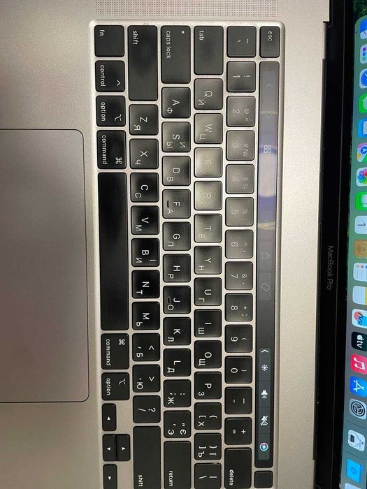 MacBook Pro 16" (2019) – Intel Core i9, 64 GB RAM