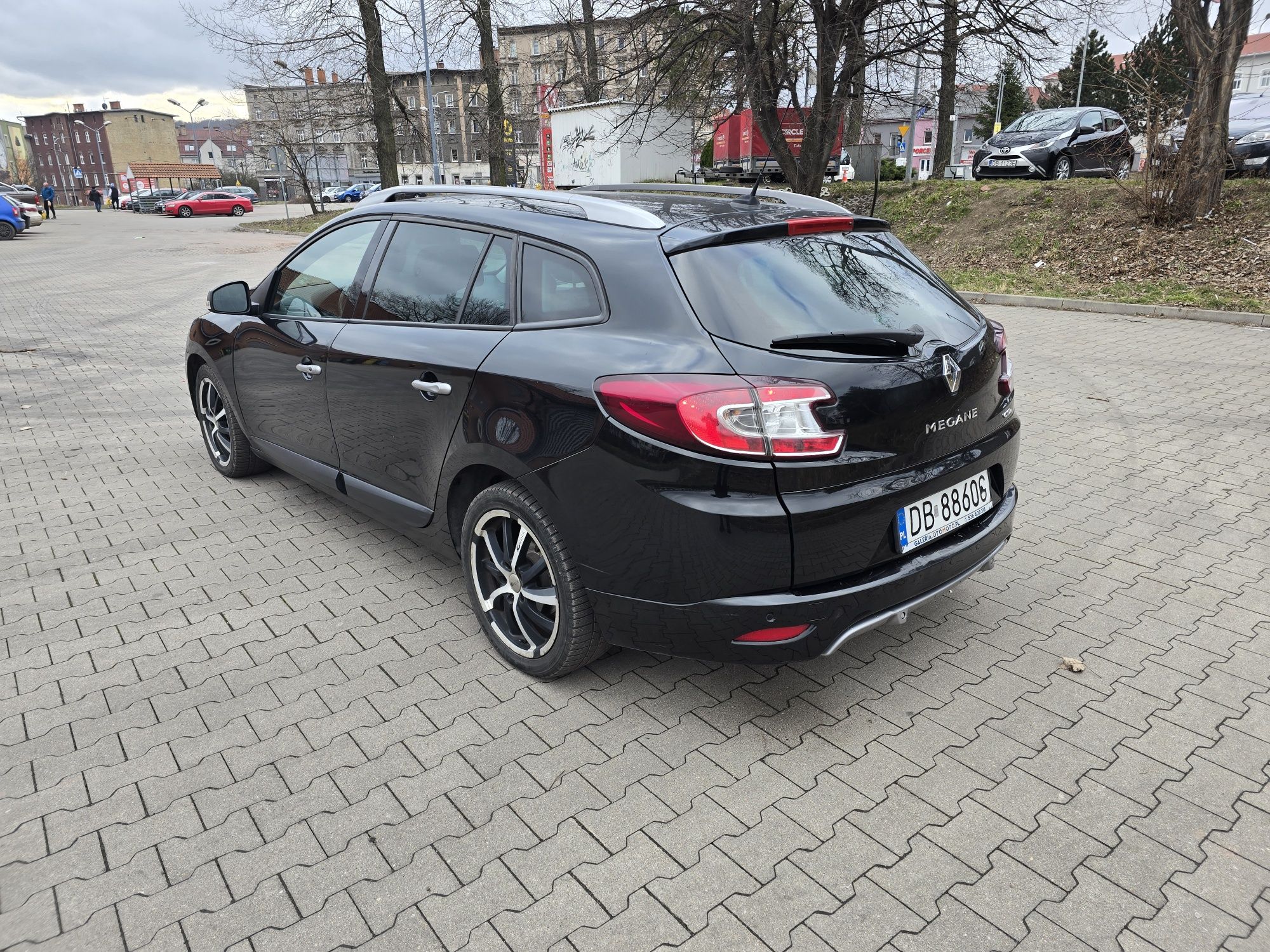 Śliczna Megane gt line, dużo nowych części