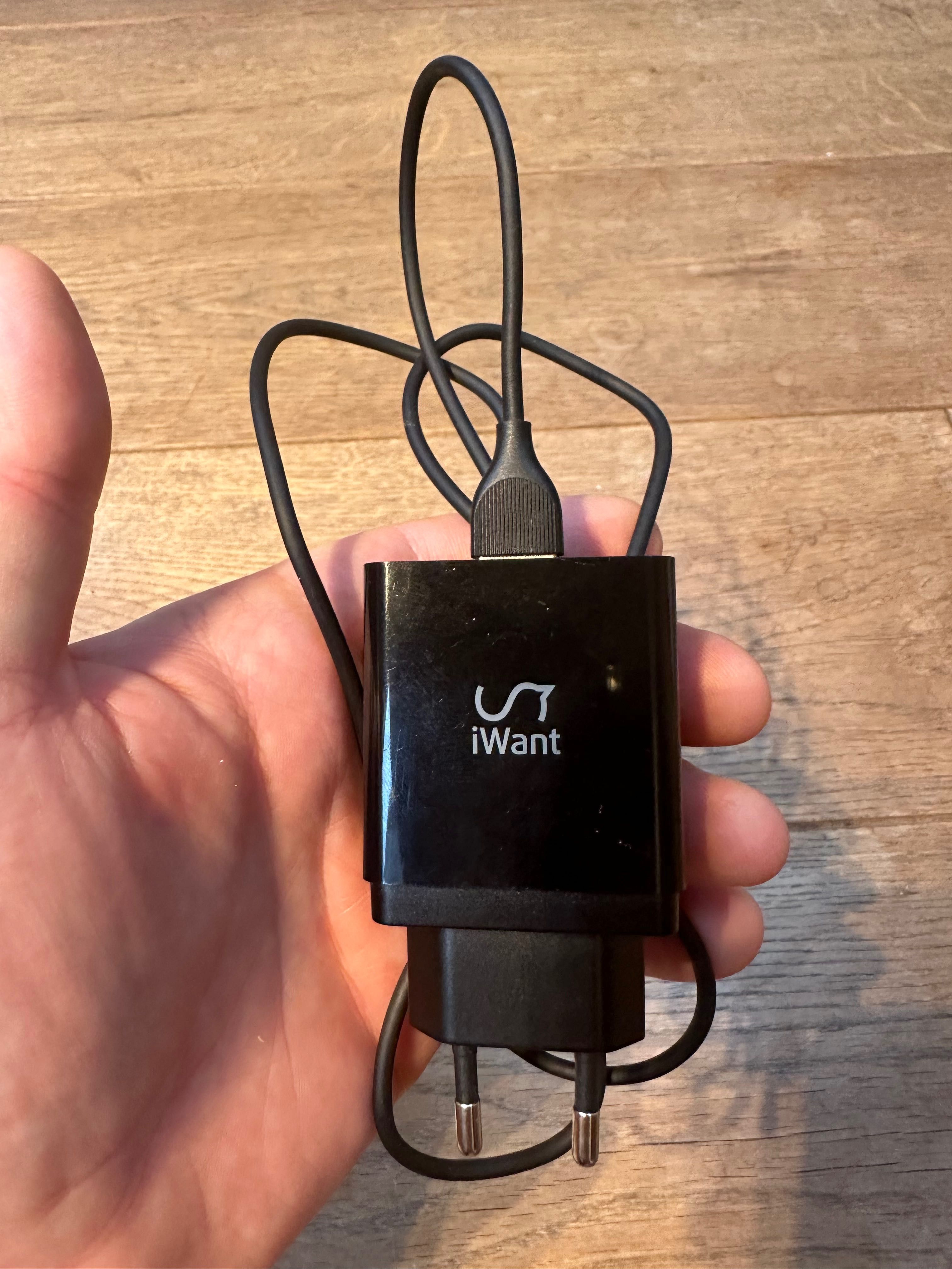 iWant 2-in-1 Magnetic iPhone Charger Magsafe - ładowarka indukcyjna