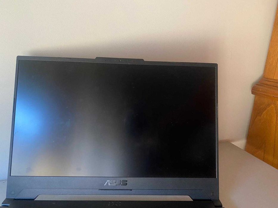 Portátil Asus Recente (como novo/pouco uso)