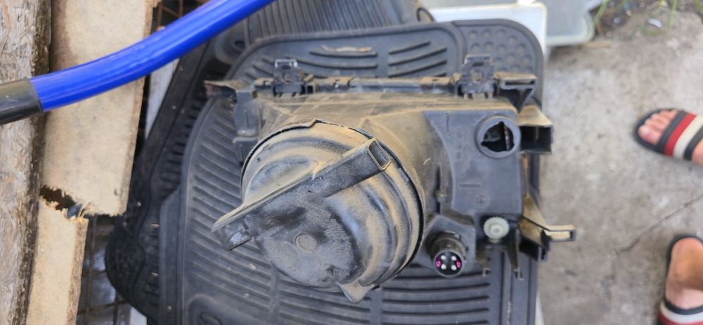 Lampy Przód Reflektory Lewa Prawa Audi 80 B4