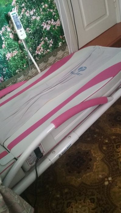 Масажне ліжко  Nuga Best