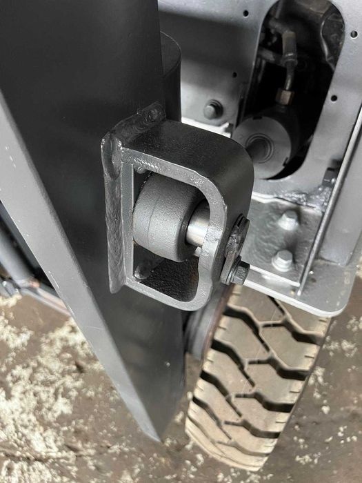 Wózek widłowy Nissan sztaplarka 1,5 tony maszt 3m