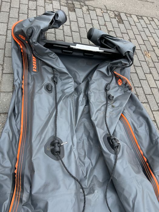 Човен Kolibri KM-330