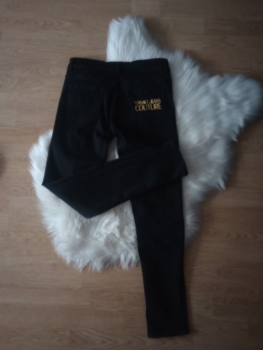 Spodnie czarne jeansowe Versace