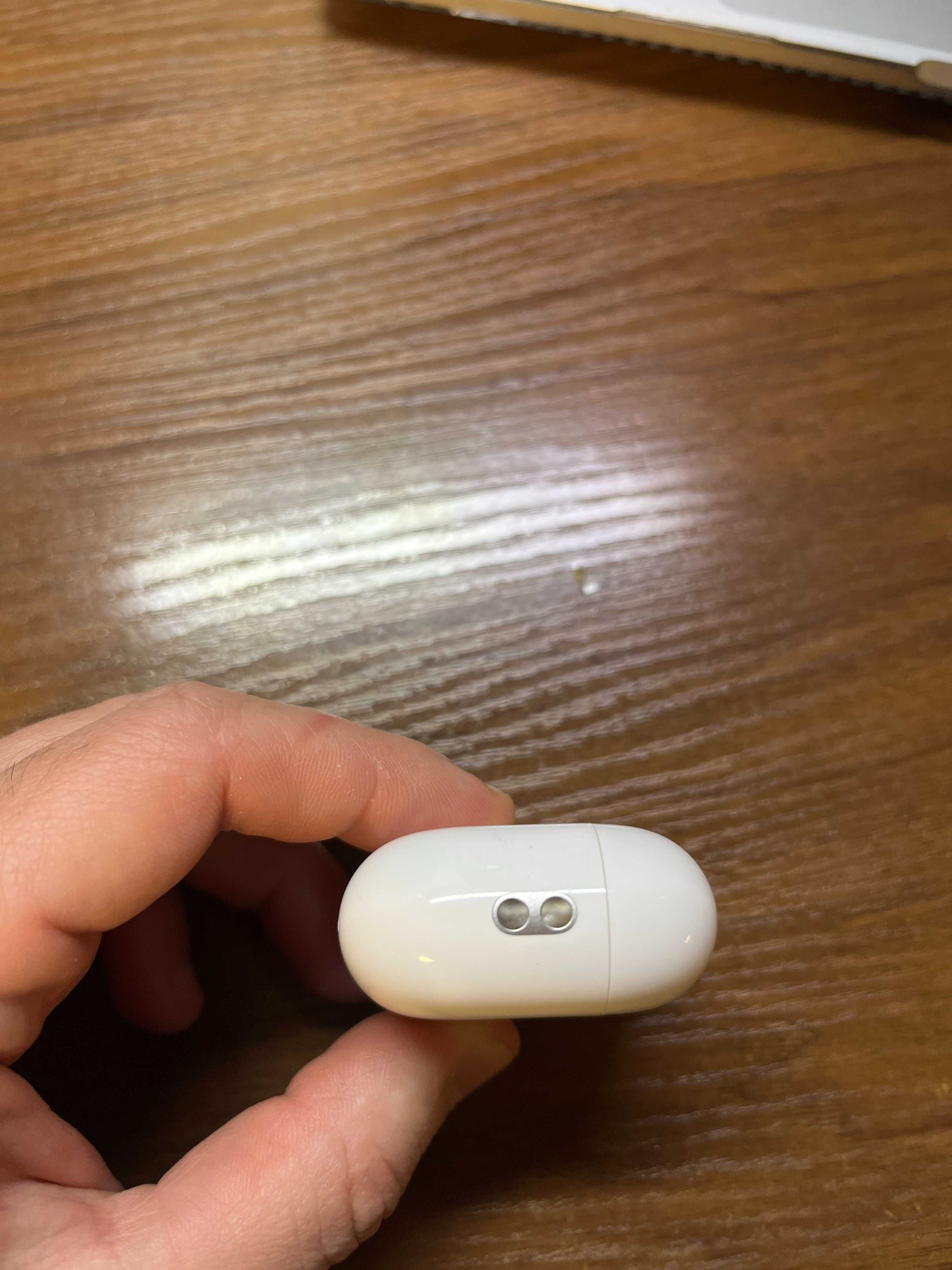 Стан ідеальнй!  Apple AirPods Pro 2