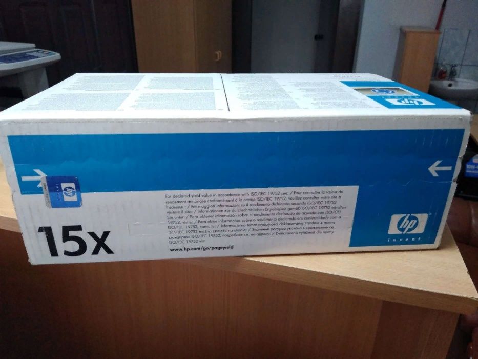 Продам оригинальный картридж HP 15X (C7115X)