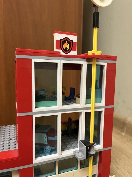 Lego city оригинал пожарная часть