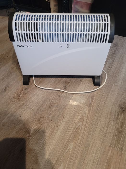 Grzejnik konwektorowy z dmuchawą