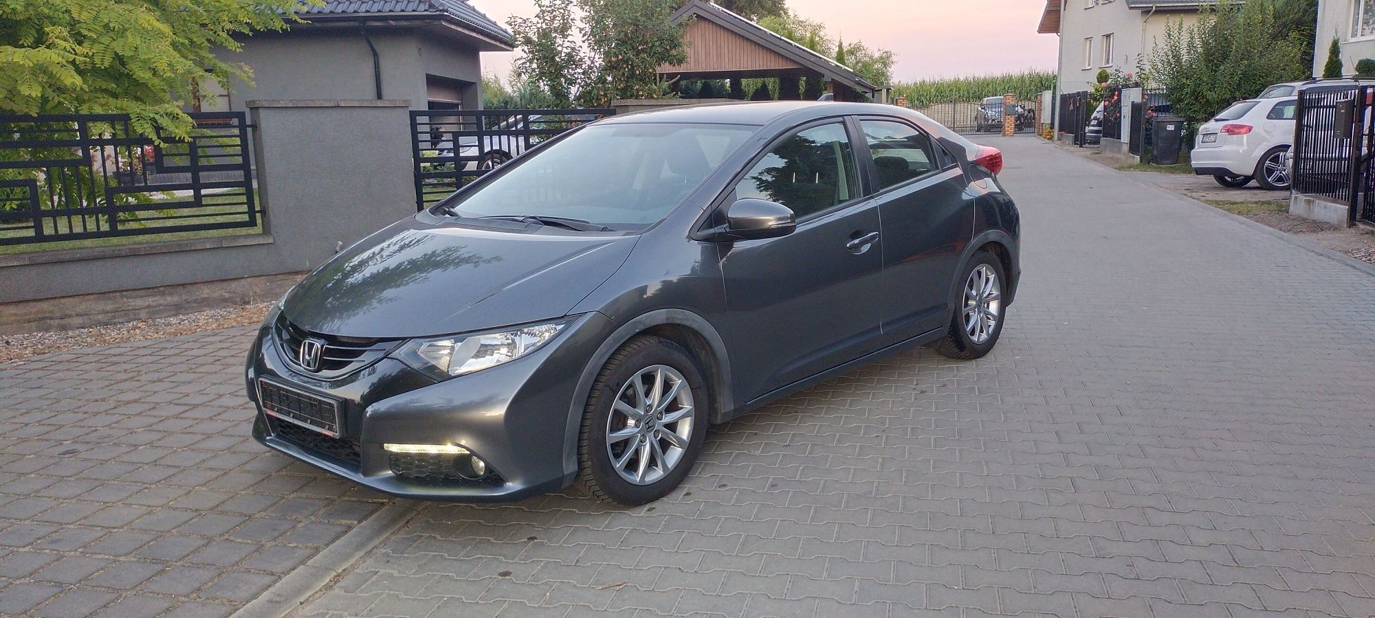Honda Civic IX 1.4 100 KM 6-biegow