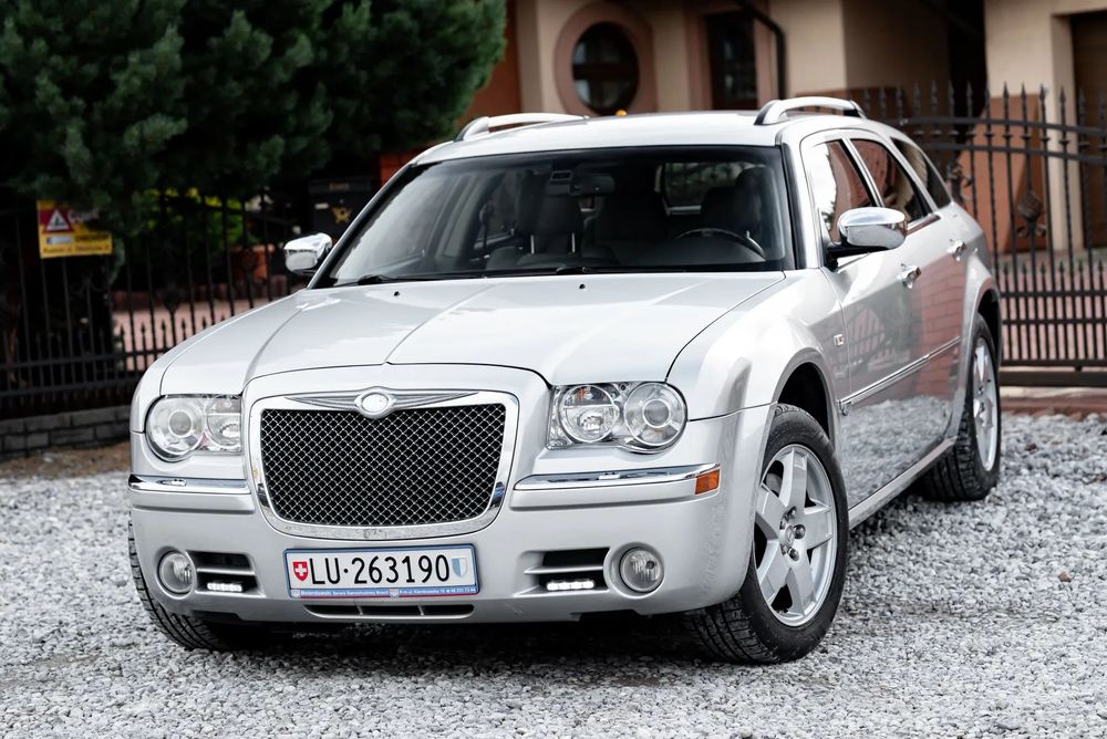 Chrysler 300C 3,5 AWD Xenon Boston Nawigacja Tempomat Podgrzewane Fotele
