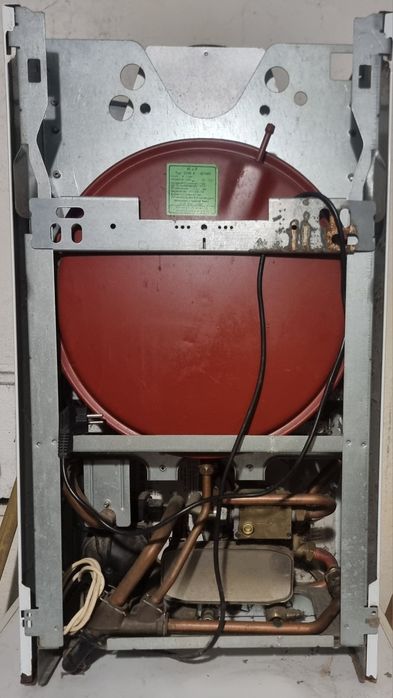 Piec gazowy kocioł  dwufunkcyjny Vaillant  DGN 6