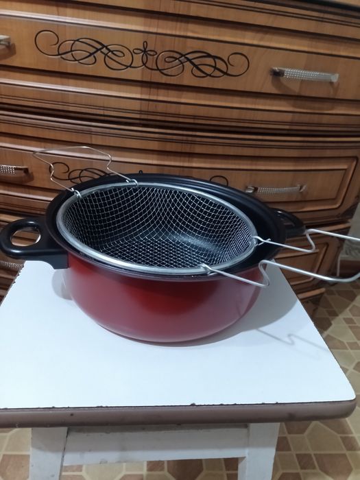 Кастрюля фритюрница