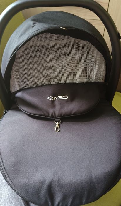 Nosidełko/ fotelik samochodowy dla dziecka