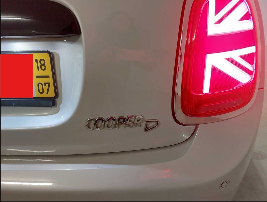 Mini Cooper D 5 Portas