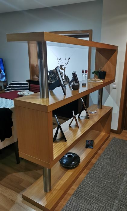 Móvel de sala (madeira  e metal)