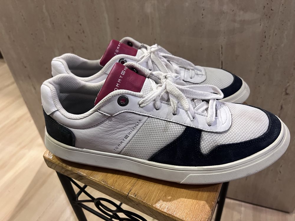 Buty Tommy Hilfiger rozm. 45