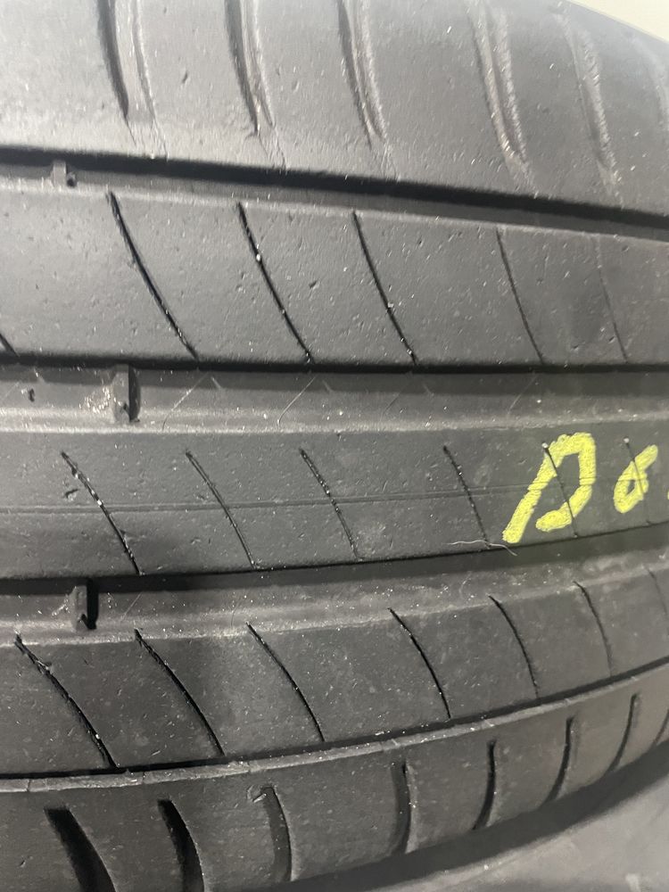 215/60R17 96H Michelin Primacy 3