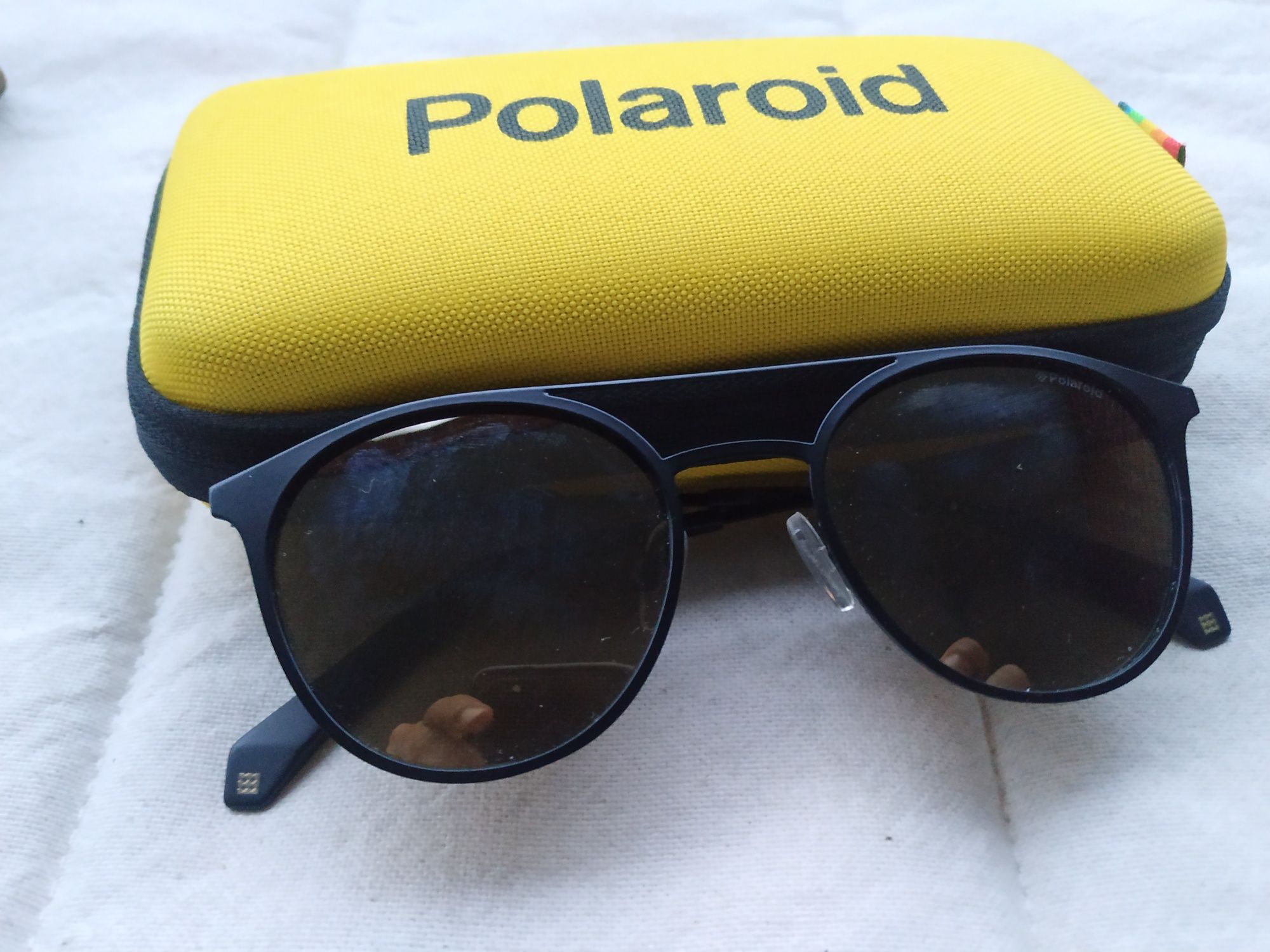 Óculos Polaróide novos