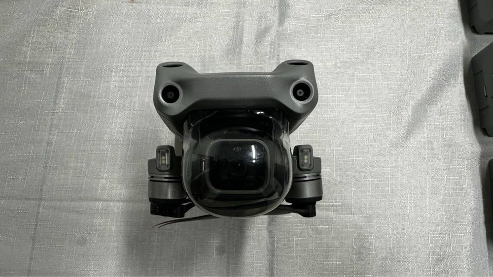 Дрон DJI Mavic Air 2, комплектація Fly More Combo додаткові АКБ, кейс