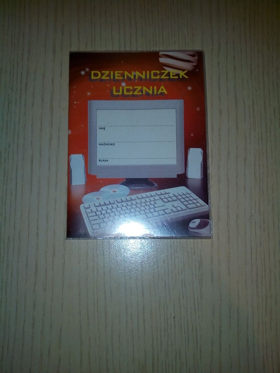 Kolekcja Piórnik wyprawka szkolna papier kolorowy plan lekcji wysyłam