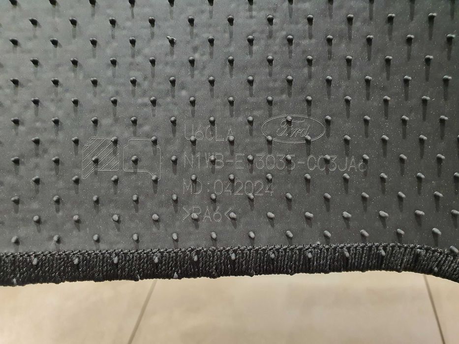 Dywaniki welurowe Ford Ranger Wildtrack