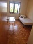 Aluga-se  quarto