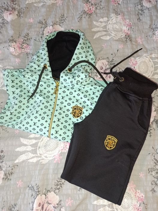 Dres Louis Vuitton roz 122/128