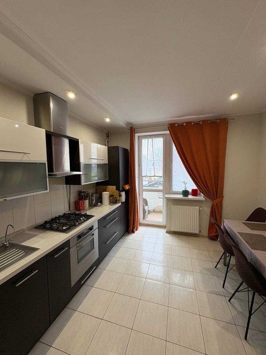 Оренда 2 кім. квартири вул. Головацького