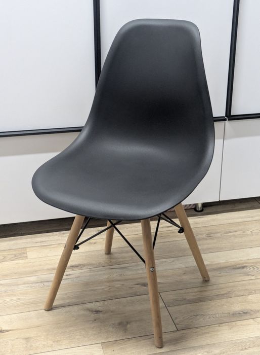 Стул кухонный пластиковый, для кухни, гостинной Стілець