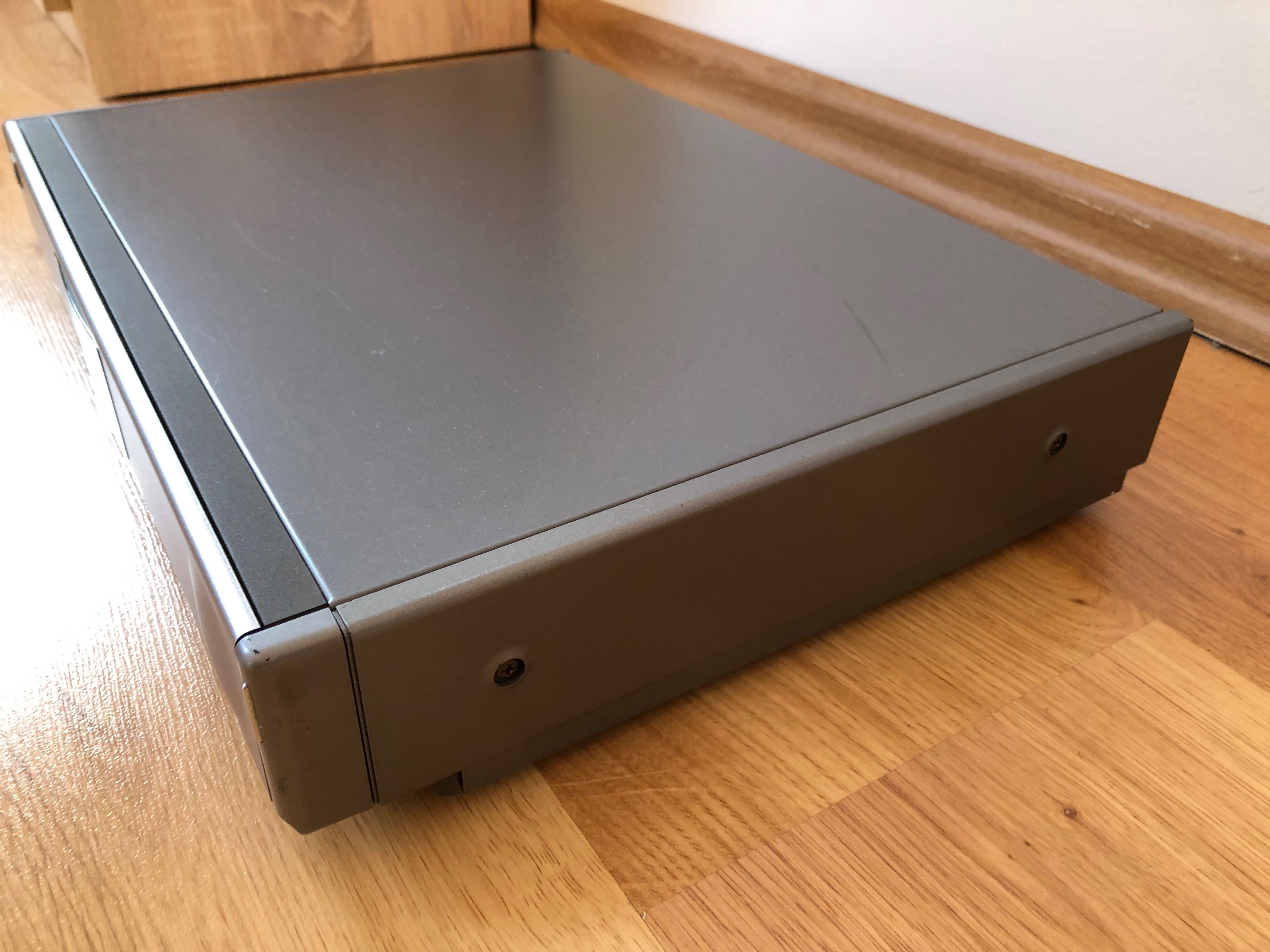 Odtwarzacz z klapką cd Marantz 1020 Japan
