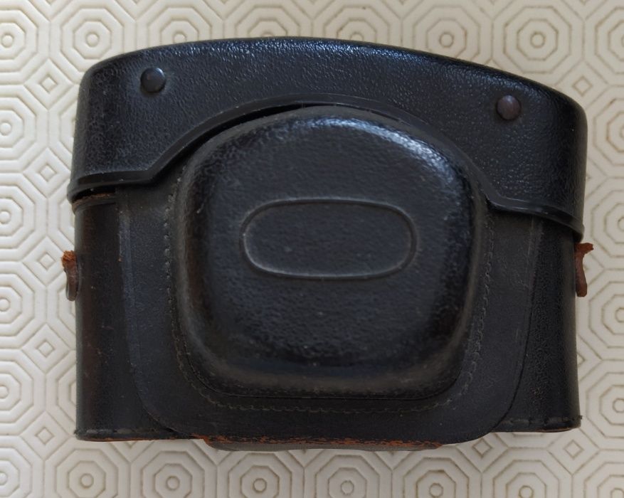 Máquina fotográfica vintage - Halina Paulette