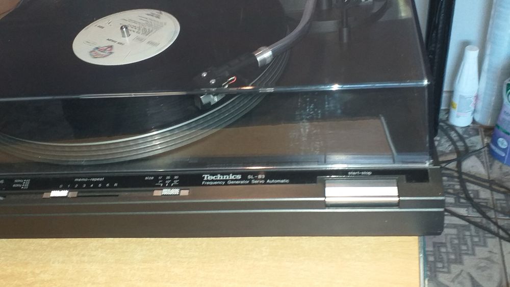 Gramofon Technics sl-b3