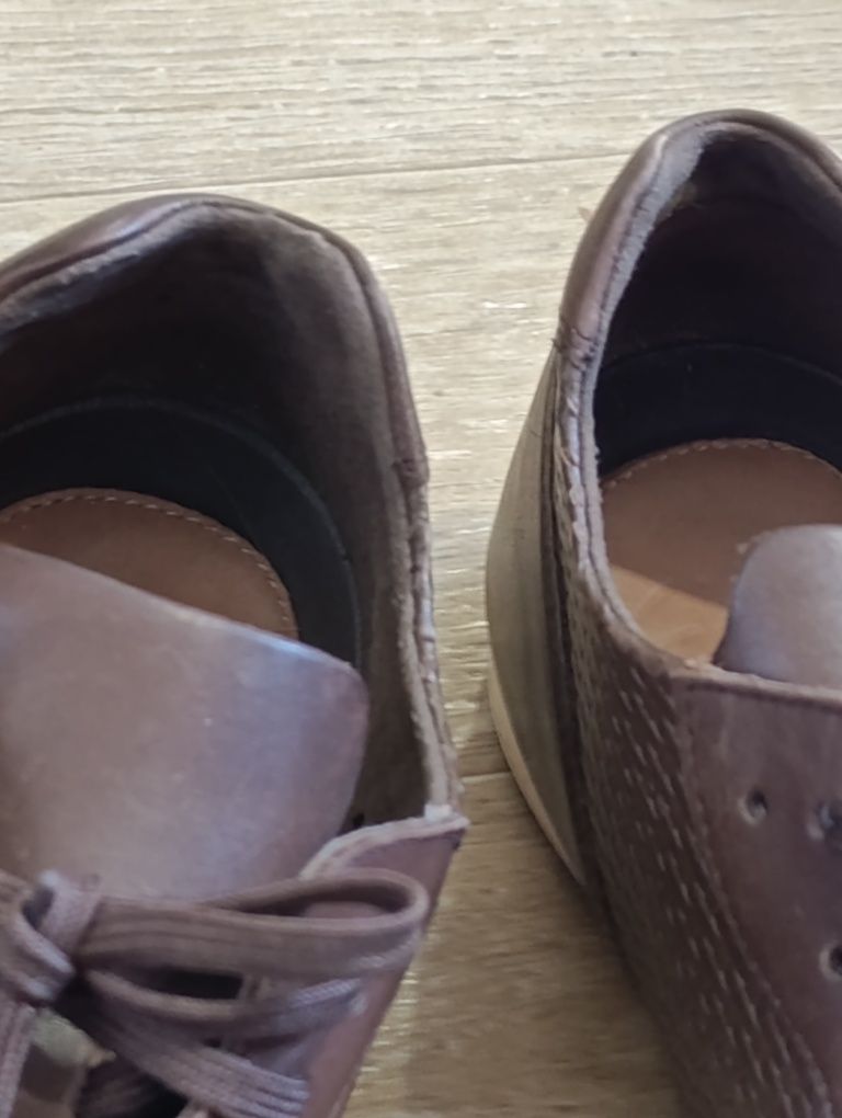 кроссовки туфли clarks