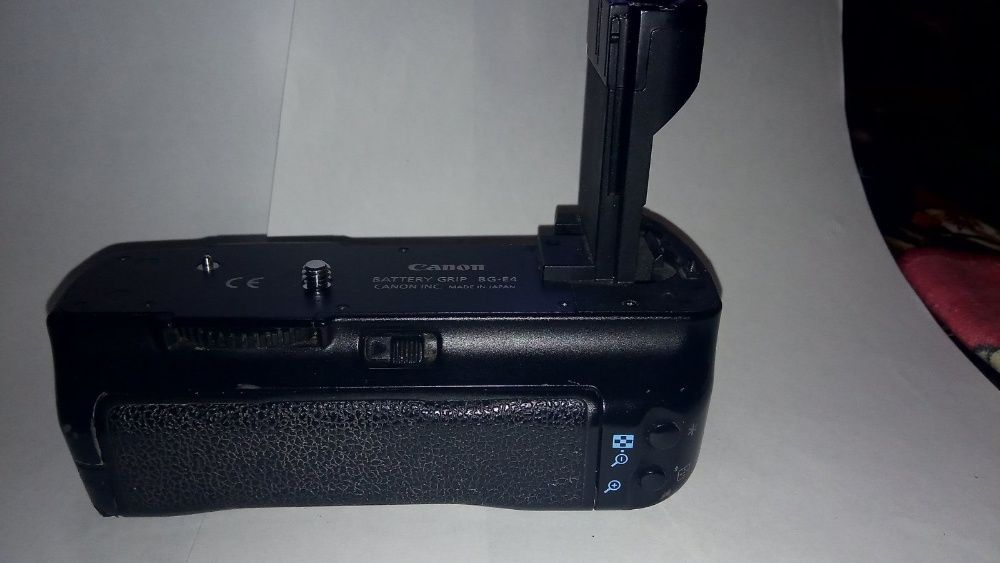 Бустер Battery GRIP BG-E4 оригин. пр.Япония, Canon EOS 5Dпервый пятак