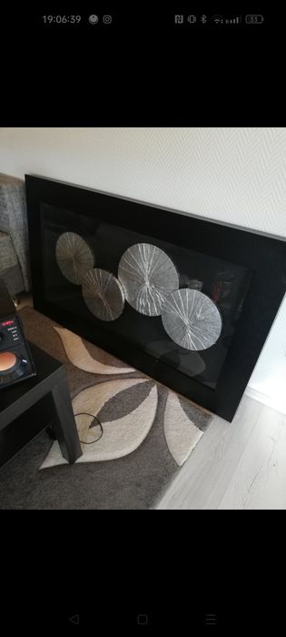 Obraz w drewnianej ramie i szkle