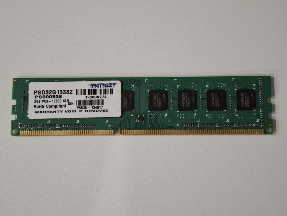 Pamięć RAM Patriot 2GB DDR3 PSD32G13332 do PC