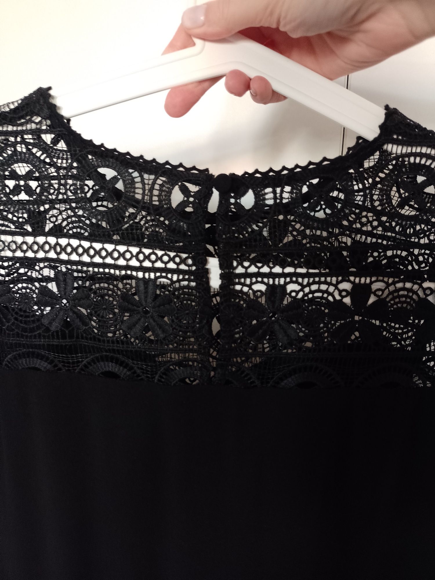 Przepiękna elegancka sukienka Tatuum
