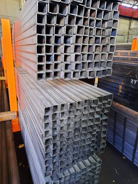 Металлопрокат в ассортименте (уголок, швеллер, проф. труба