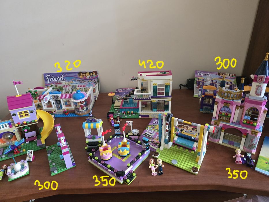 Лего friends середні набори