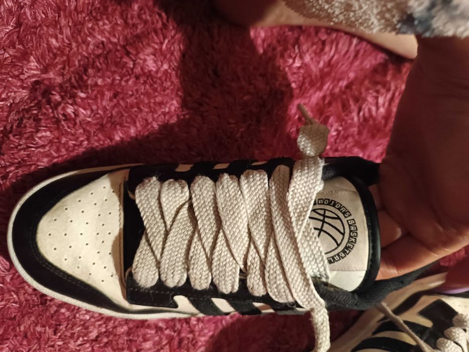 Sapatilhas adidas tamanho 37