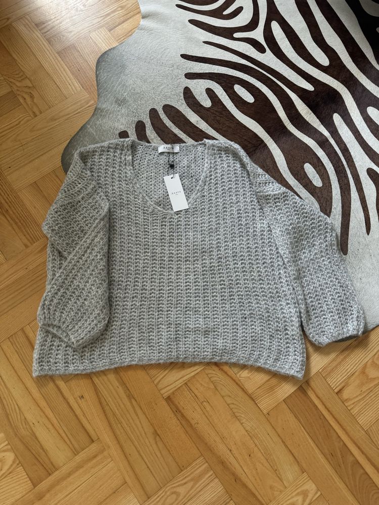 Sweter szary krotszy Axara M