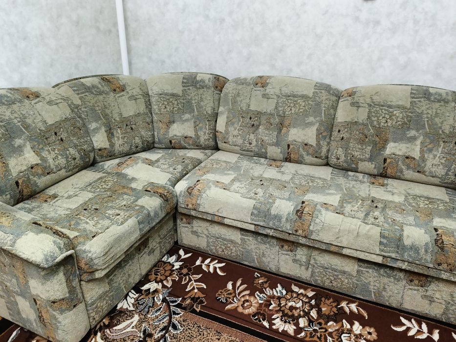 Продам диван кутовий